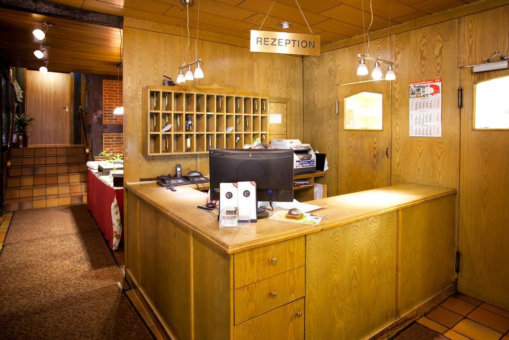 Hotel Alter Wolf Wolfsburg Bagian luar foto